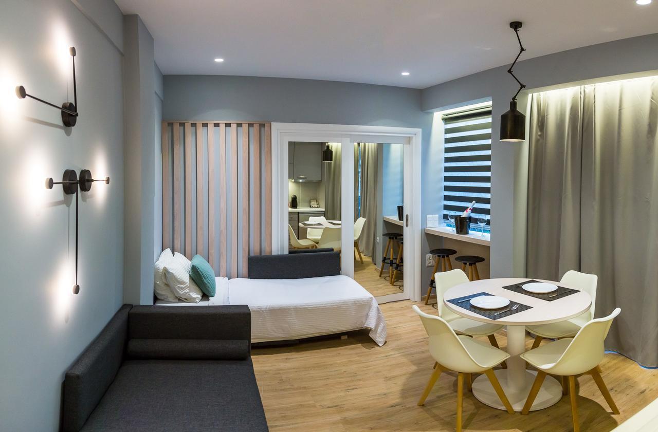 Preveza Suite Stay Leoforos Irinis 84B Bagian luar foto