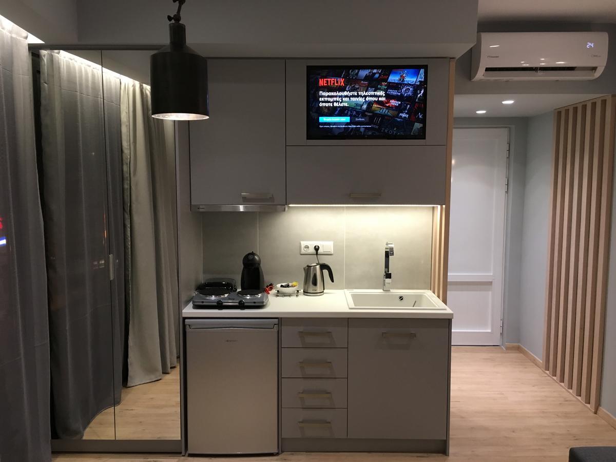 Preveza Suite Stay Leoforos Irinis 84B Bagian luar foto